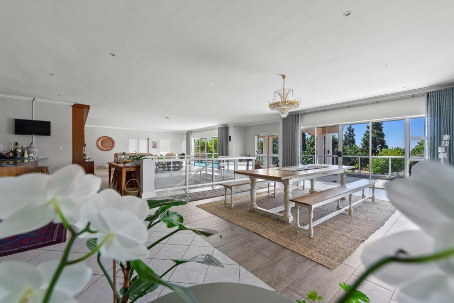 5 Bedroom Property for Sale in Stellenbosch Farms Western Cape